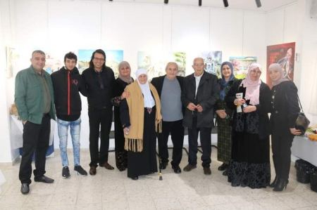 جاليري زركشي تستضيف الفنان التشكيلي أيمن أبو الهيجاء بمعرضه الجديد " خارج الاطار"